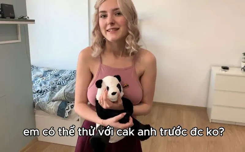 Em gái nhờ anh trai giúp vì chưa có kinh nghiệm để nắc với bạn trai